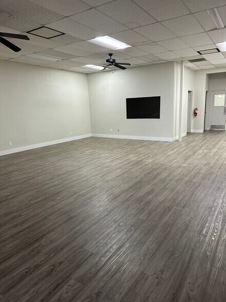More Photos Of 1930 Howard Rd, Madera General Retail For Lease