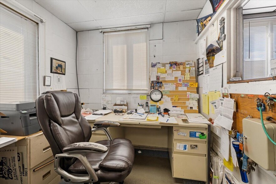 More Photos Of 115 Commercial St, Dayton Warehouse For Sale