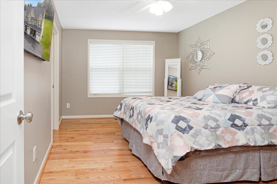 More Photos Of 8388 Bay St, Sodus Point Apartments For Sale