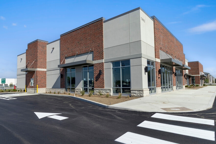 More Photos Of 13682 Bent Grass Ln, Fishers General Retail For Lease