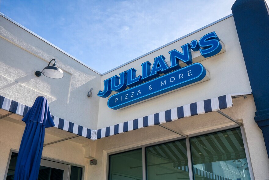 More Photos Of 620 S Presa St, San Antonio Restaurant For Sale