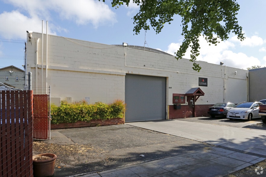 More Photos Of 1717 E St, Sacramento Warehouse For Sale