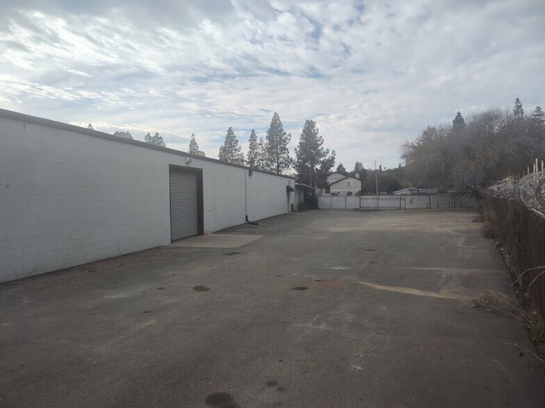More Photos Of 5393 Pacheco Blvd, Pacheco Warehouse For Lease