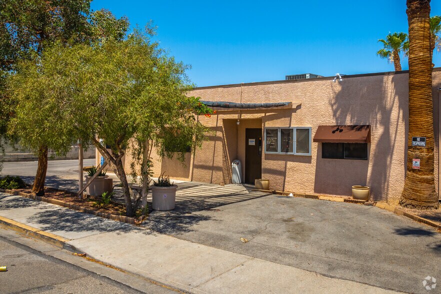 More Photos Of 3838-3856 Raymert Dr, Las Vegas Loft Creative Space For Sale