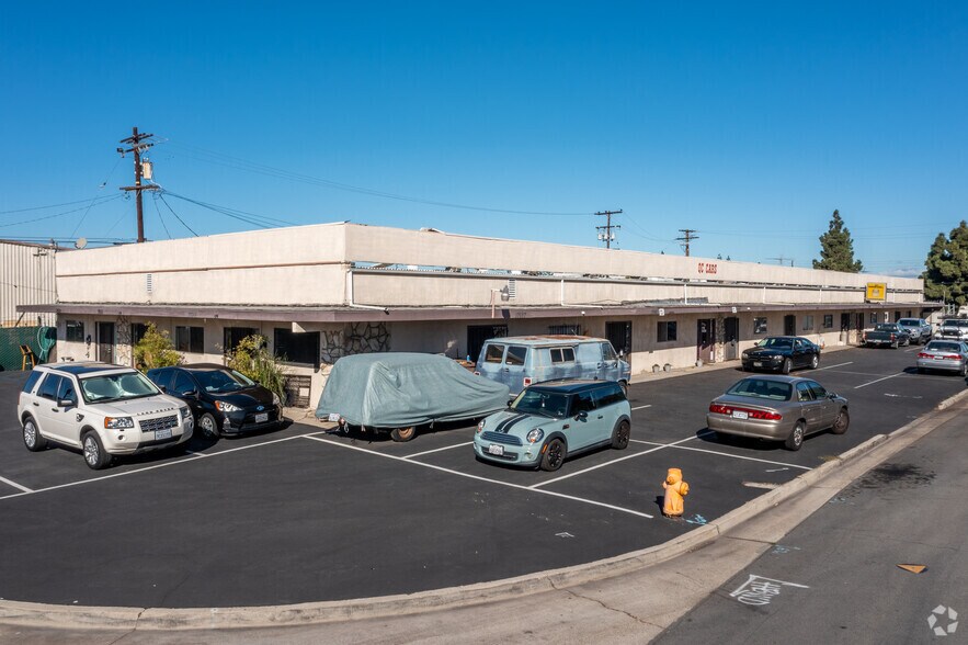 7671 Liberty Dr, Huntington Beach, CA 92647 Warehouse For Sale