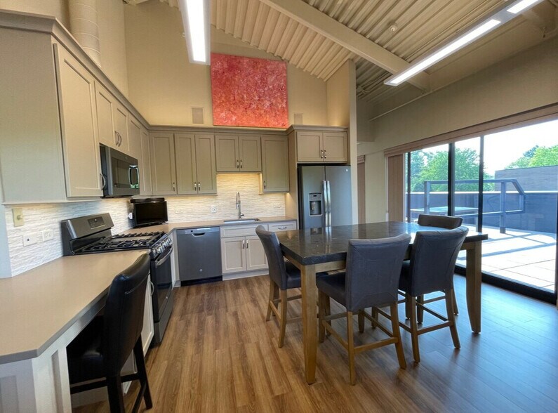 More Photos Of , Wheeling Office For Sale