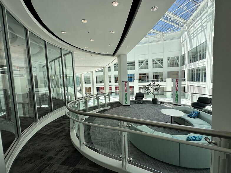 More Photos Of 150 Peabody Pl, Memphis Office For Lease