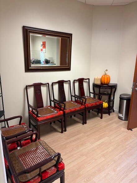 More Photos Of 1000 Newbury Rd, Thousand Oaks Medical For Sale