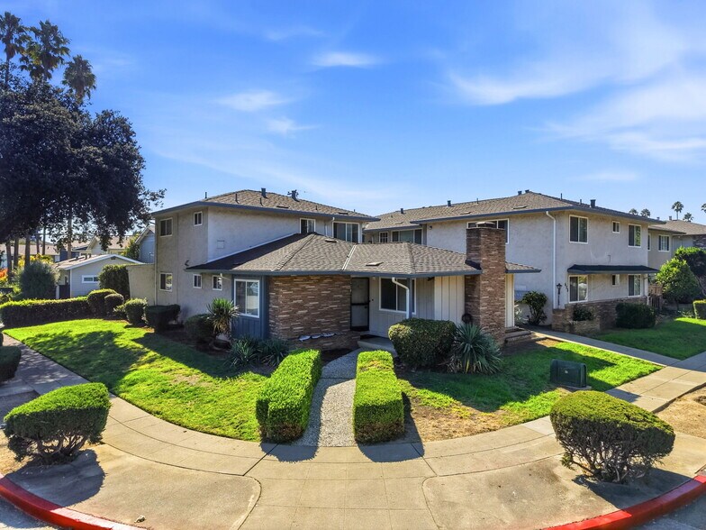Primary Photo Of 622 Grand Fir Ave, Sunnyvale Apartments For Sale