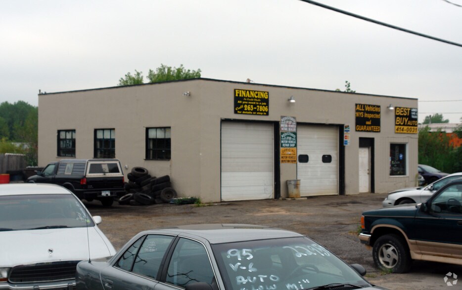 Primary Photo Of 6410-6414 Collamer Rd, East Syracuse Auto Dealership For Sale