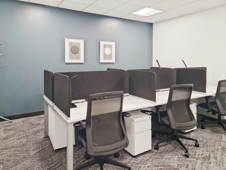 More Photos Of 7095 S Ballpark Dr, Franklin Coworking Space