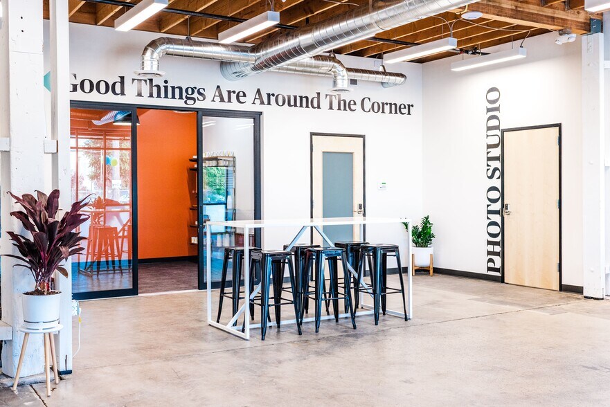 More Photos Of 4786-4790 1st Ave S, Seattle Warehouse For Lease