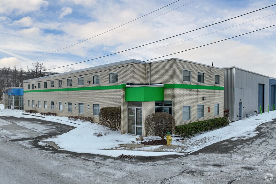 More Photos Of 1967 Eastern Ave, Verona Distribution For Lease