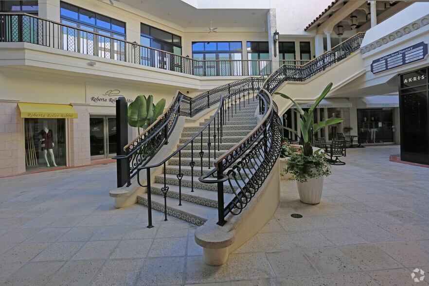 More Photos Of 150 Worth Ave, Palm Beach Storefront Retail Office For Lease