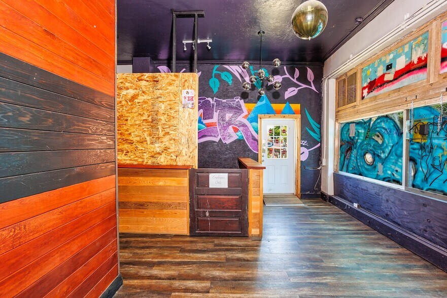 More Photos Of 2314 NE Alberta St, Portland Freestanding For Lease