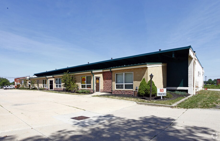 Primary Photo Of 1035-1037 Rosemary Blvd, Akron Light Manufacturing For Lease