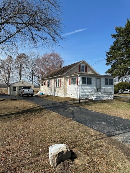 More Photos Of 12374 S DuPont Hwy, Felton Hotel For Sale