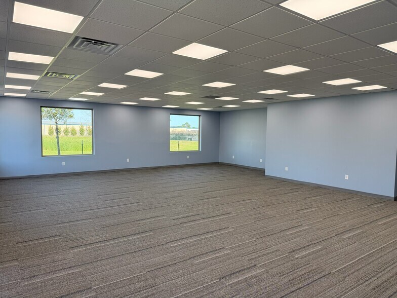 More Photos Of 4518 N Main St, Baytown Medical For Lease