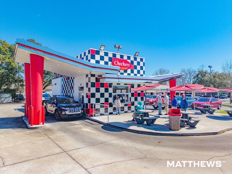Primary Photo Of 3117 Mahan Dr, Tallahassee Fast Food For Sale