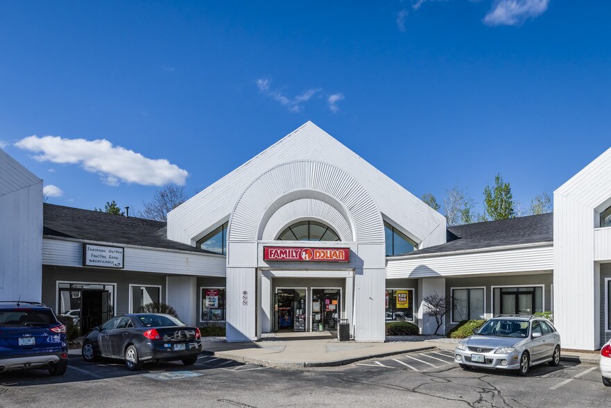 More Photos Of 108 Fisherville Rd, Concord Storefront For Lease