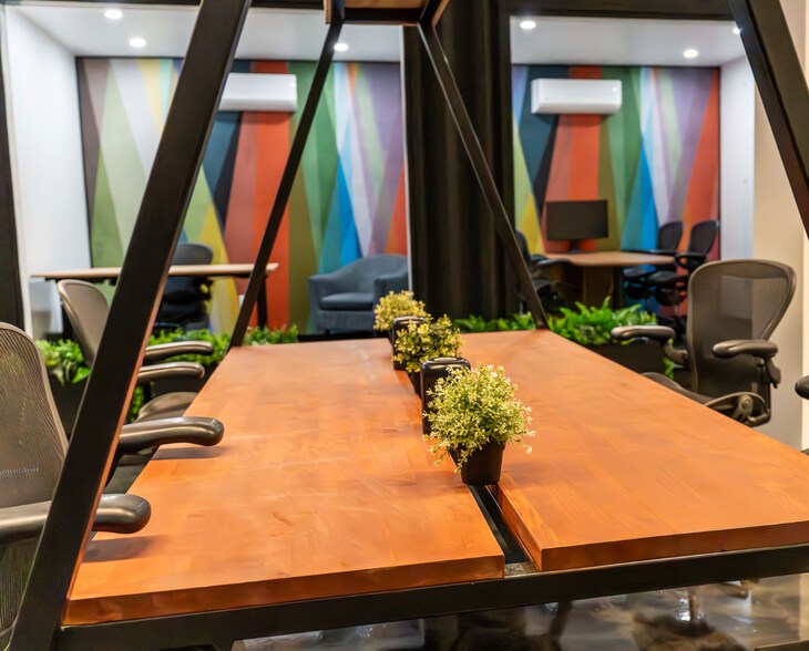 More Photos Of 1305 W Auto Dr, Tempe Coworking Space