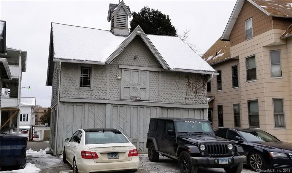 More Photos Of 27 Holmes Ave, Waterbury Office For Lease