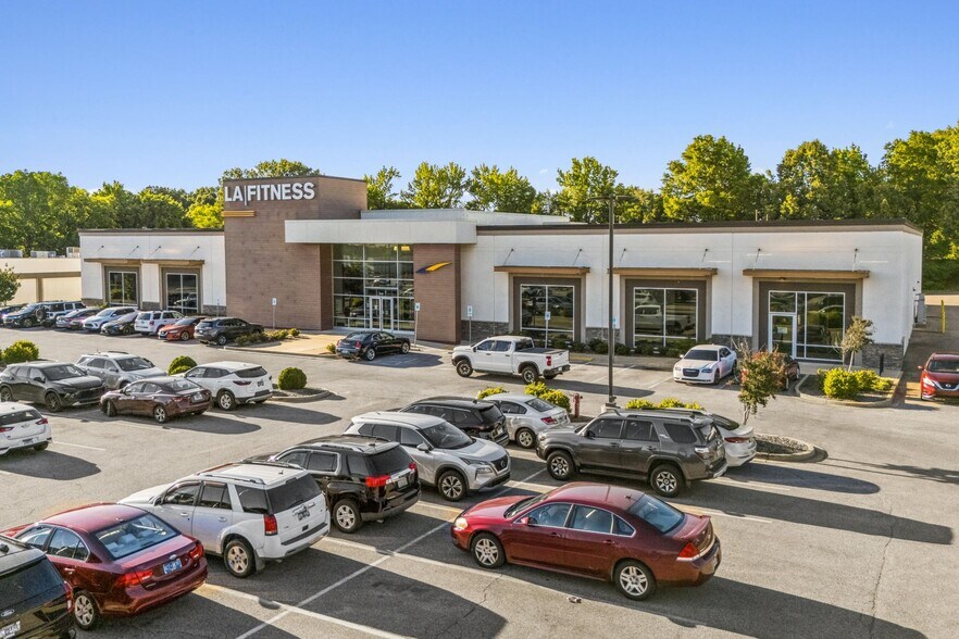 Primary Photo Of 6050 Stage Rd, Bartlett Health Club For Sale