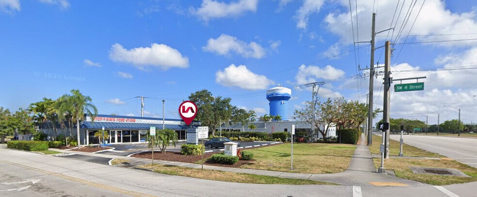 More Photos Of 404-414 S Powerline Rd, Deerfield Beach Freestanding For Lease