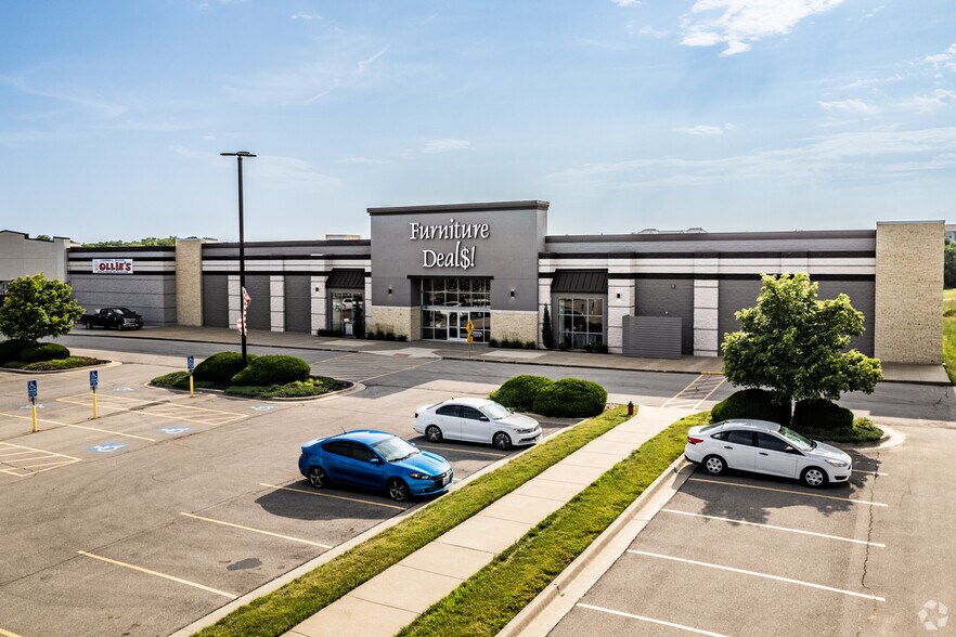 More Photos Of 8420-8660 N Madison St, Kansas City Unknown For Lease