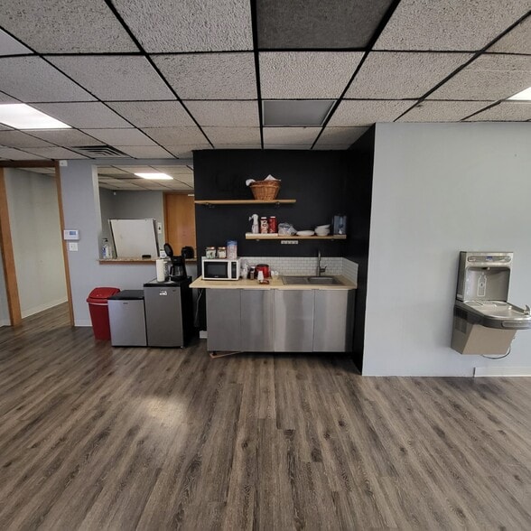 More Photos Of 8671 Wolff Ct, Westminster Office For Lease