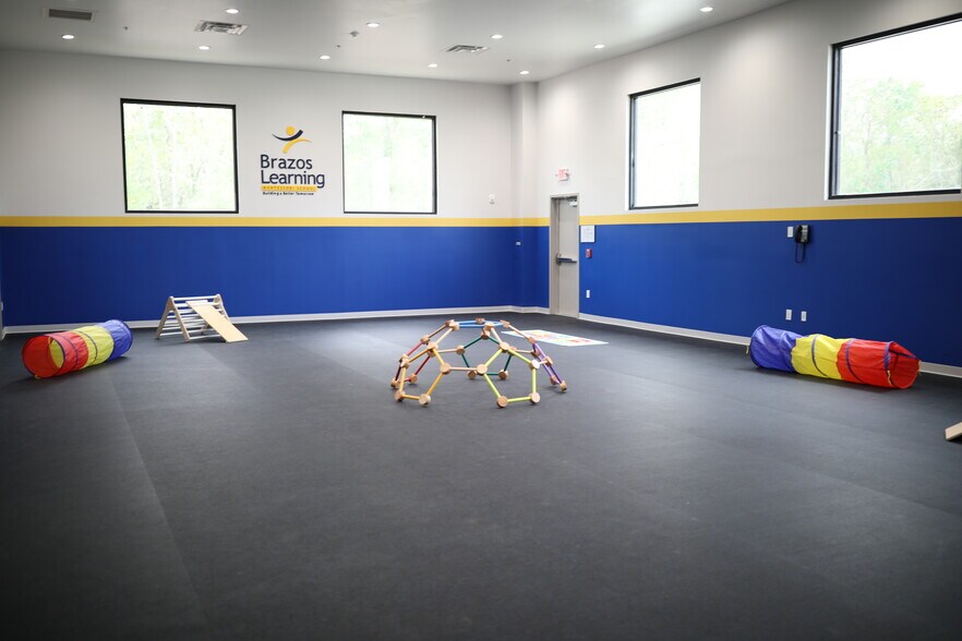 More Photos Of 2007 FM 2004 Dr, Richwood Daycare Center For Sale
