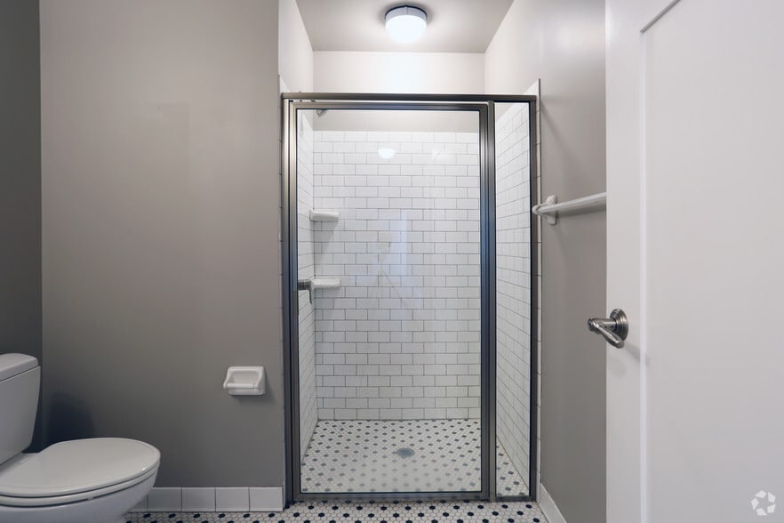 More Photos Of 300 Alexander St, Rochester Apartments For Sale