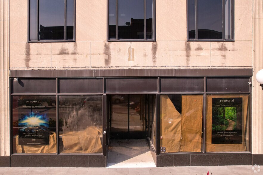 More Photos Of 1040-1044 Lake St, Oak Park Storefront Retail Office For Sale