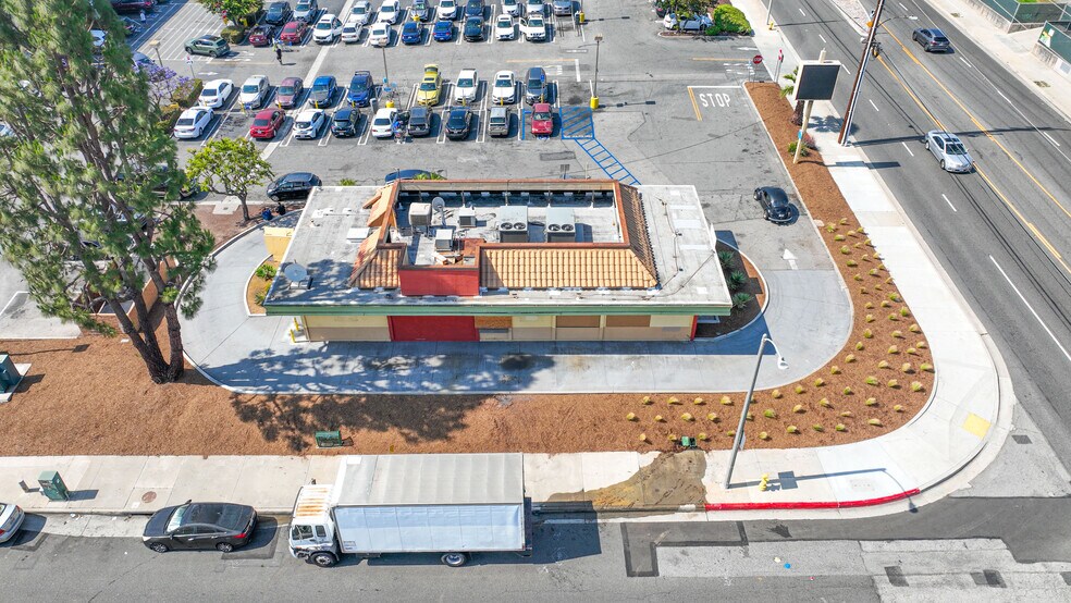 More Photos Of 14333-14485 S Inglewood Ave, Hawthorne Unknown For Lease