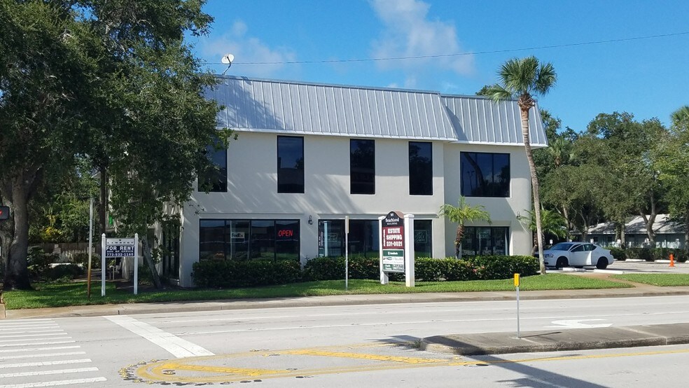 More Photos Of 505 Beachland Blvd, Vero Beach Office For Lease