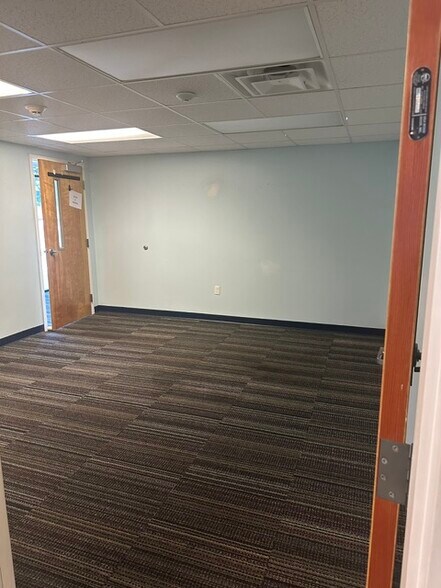 More Photos Of 441 Piney Forest Rd, Danville Office For Lease