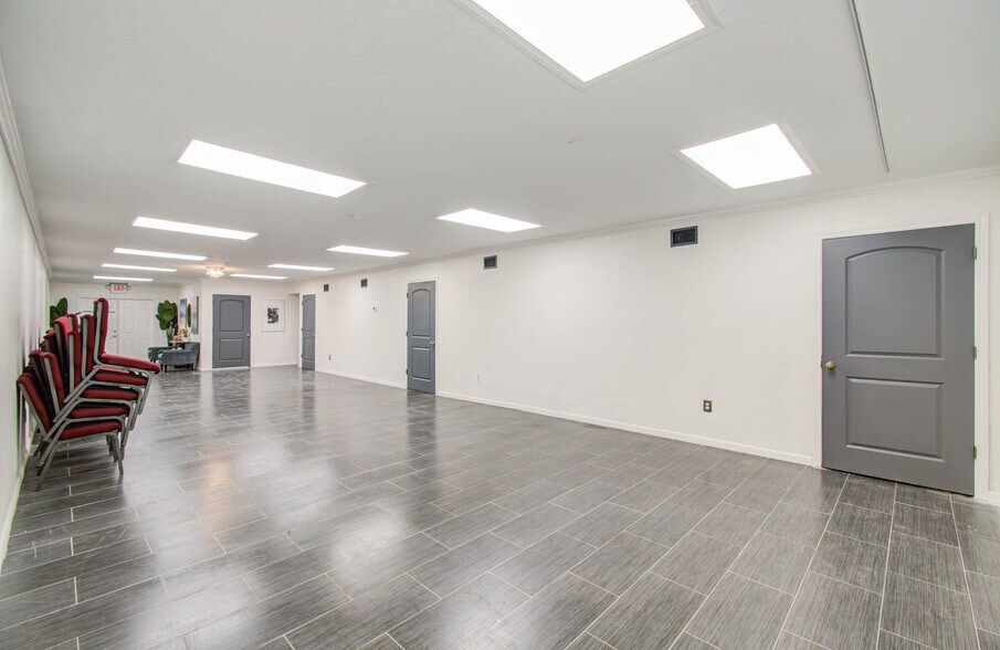 More Photos Of 7430 Rodgers Rd, Manvel Office Residential For Sale