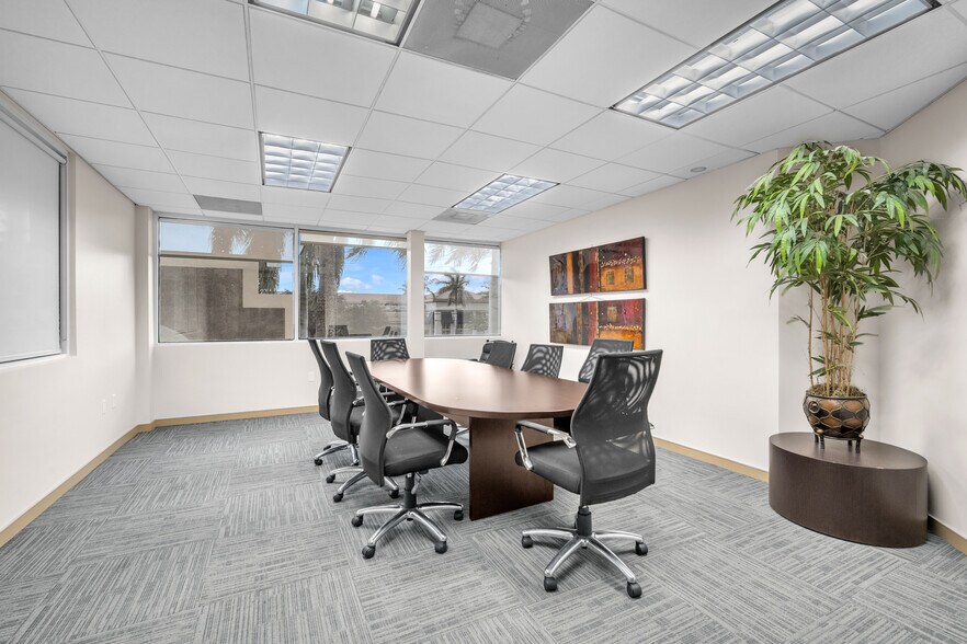 More Photos Of 399 NW 2nd Ave, Boca Raton Office For Lease
