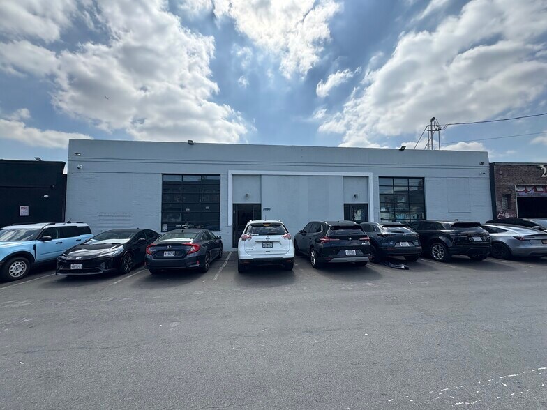 More Photos Of 2030 Sacramento St, Vallejo Auto Repair For Lease