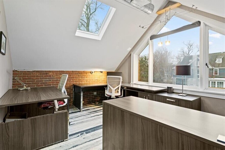 More Photos Of 383 Park Ave, Rochester Office Residential For Sale