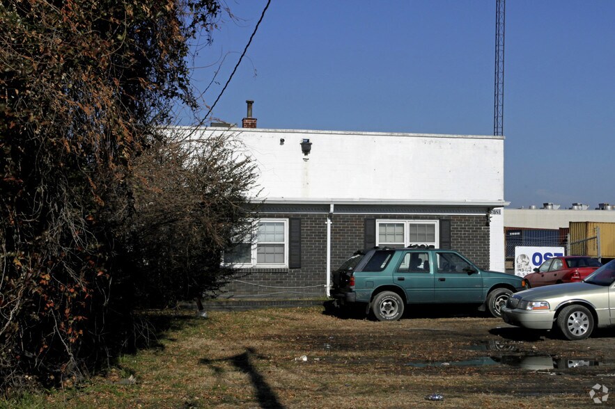 More Photos Of 5720 Bayside Rd, Virginia Beach Service For Lease