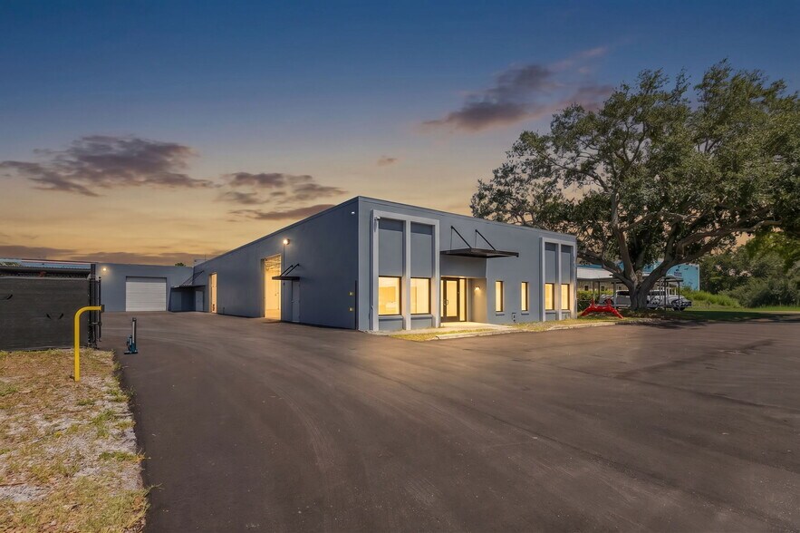 Primary Photo Of 1195 Kapp Dr, Clearwater Coworking Space