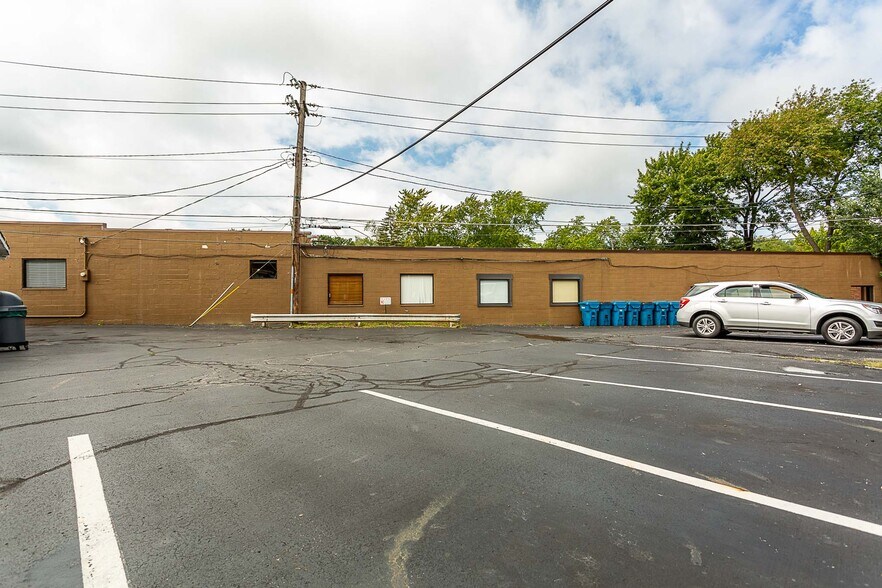 More Photos Of 21280 Lorain Rd, Fairview Park Storefront Retail Office For Sale