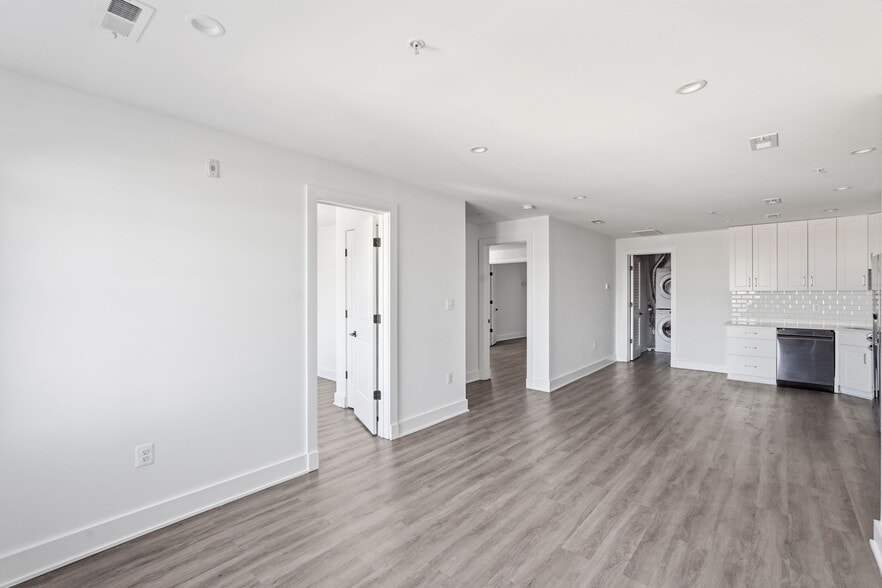 More Photos Of 1122 Bladensburg Rd NE, Washington Apartments For Sale