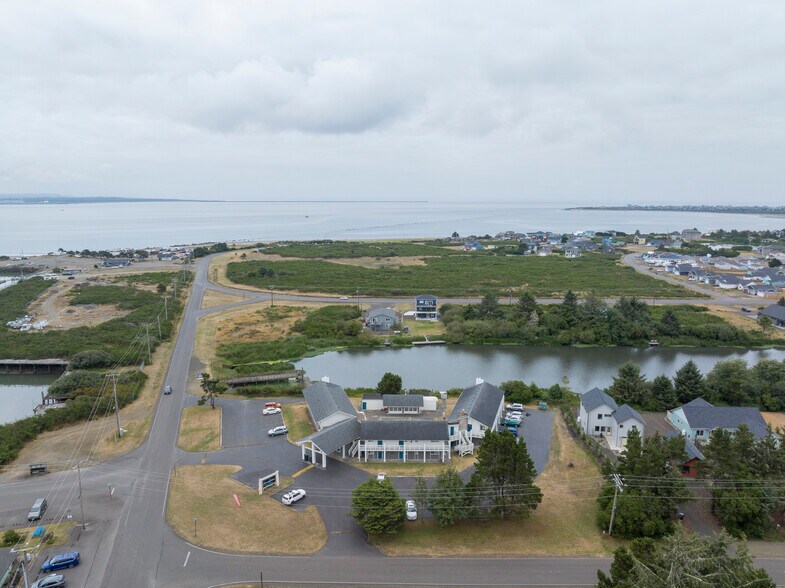 More Photos Of 1031 Discovery Ave SE, Ocean Shores Apartments For Sale