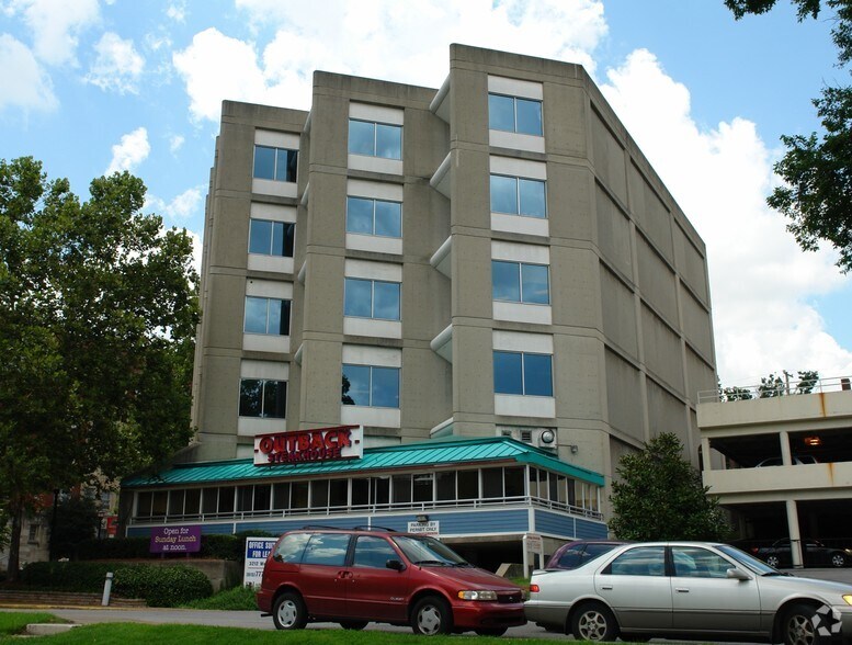 More Photos Of 3212 West End Ave, Nashville Office For Lease