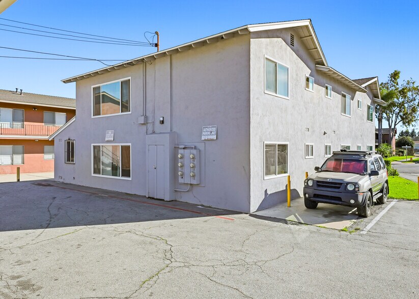 More Photos Of 10761 Palma Vista Ave, Garden Grove Apartments For Sale