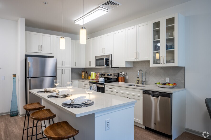 More Photos Of 1100 Market St, Dresher Multifamily For Sale