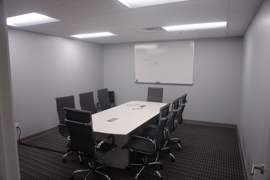 More Photos Of 127 E Michigan St, Indianapolis Loft Creative Space For Lease