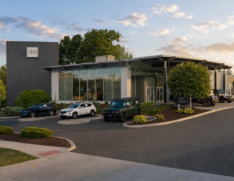 More Photos Of 100 Federal Rd, Danbury Auto Dealership For Sale